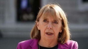 Social Democrats propose minimum wage increase and tax on super wealth