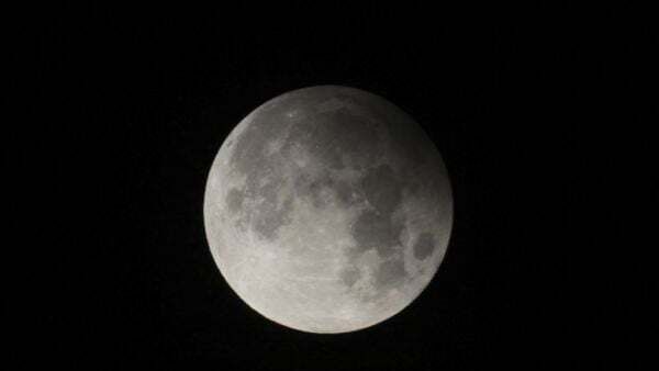 'Bite' will be missing from moon tonight with partial lunar eclipse visible