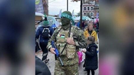 Police probe report of person dressed as Hamas militant during Derry Halloween event