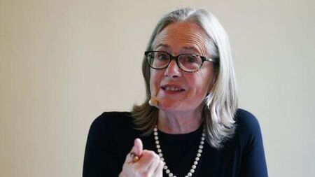 Extra European Parliament seat should go Midlands, commission recommends