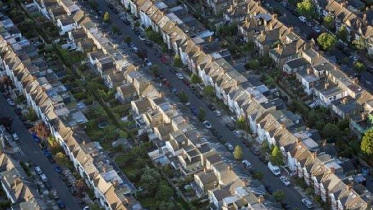 Landlords could be flouting rent pressure zone rules, new figures suggest