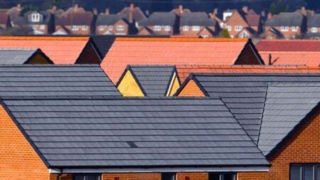 House prices rise 2.3% nationally but decline in Dublin