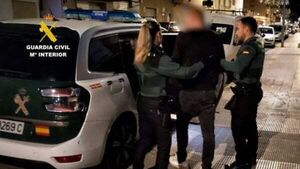 Irish fugitive wanted over drugs and weapons offences arrested in Costa Blanca Irish fugitive wanted over drugs and weapons offences arrested in Costa Blanca