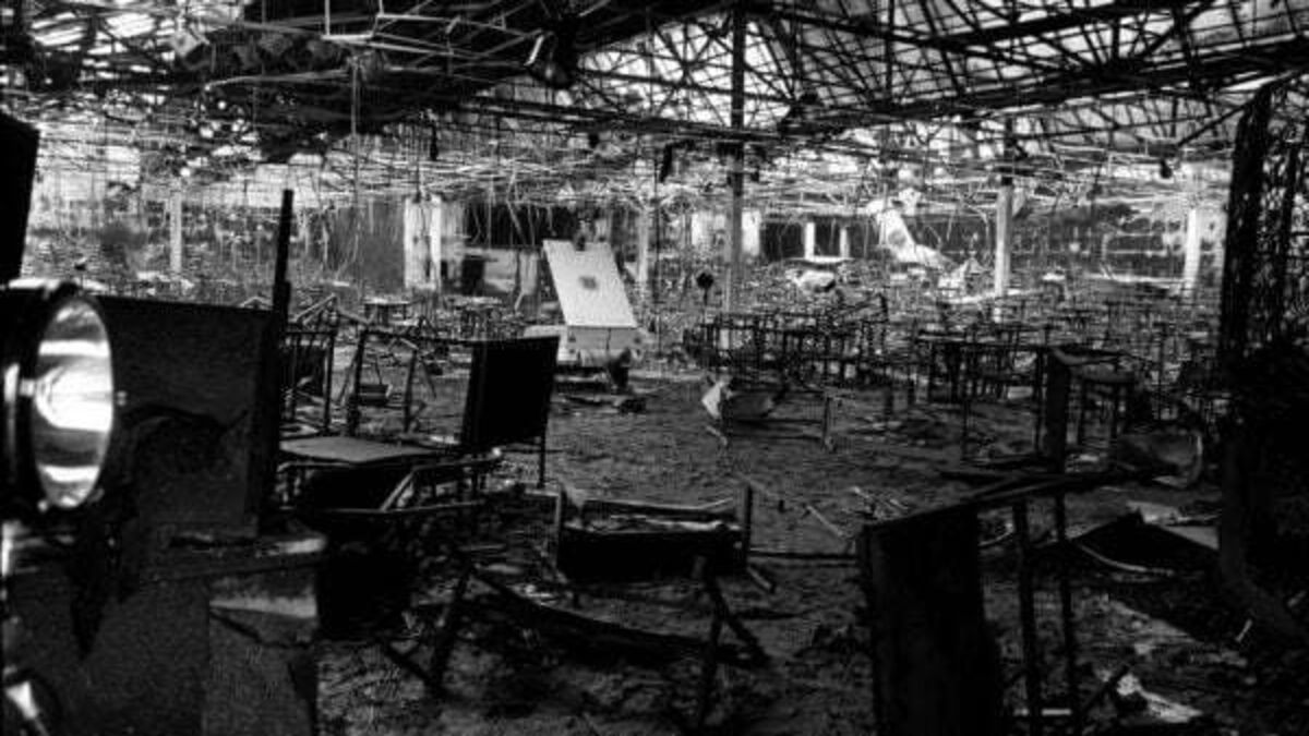 Stardust fire could have developed in main bar without staff noticing, inquest hears