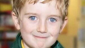 Minister pays tribute to boy (six) whose body was found in car Minister pays tribute to boy (six) whose body was found in car