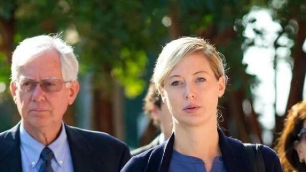 Molly and Tom Martens to be released from prison three weeks early