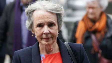 Former RTÉ chair ‘attempted to speak to Minister before threatening to resign’