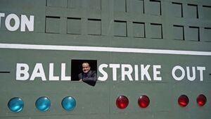 Varadkar sees landmark Green Monster wall during trip to baseball ground Varadkar sees landmark Green Monster wall during trip to baseball ground