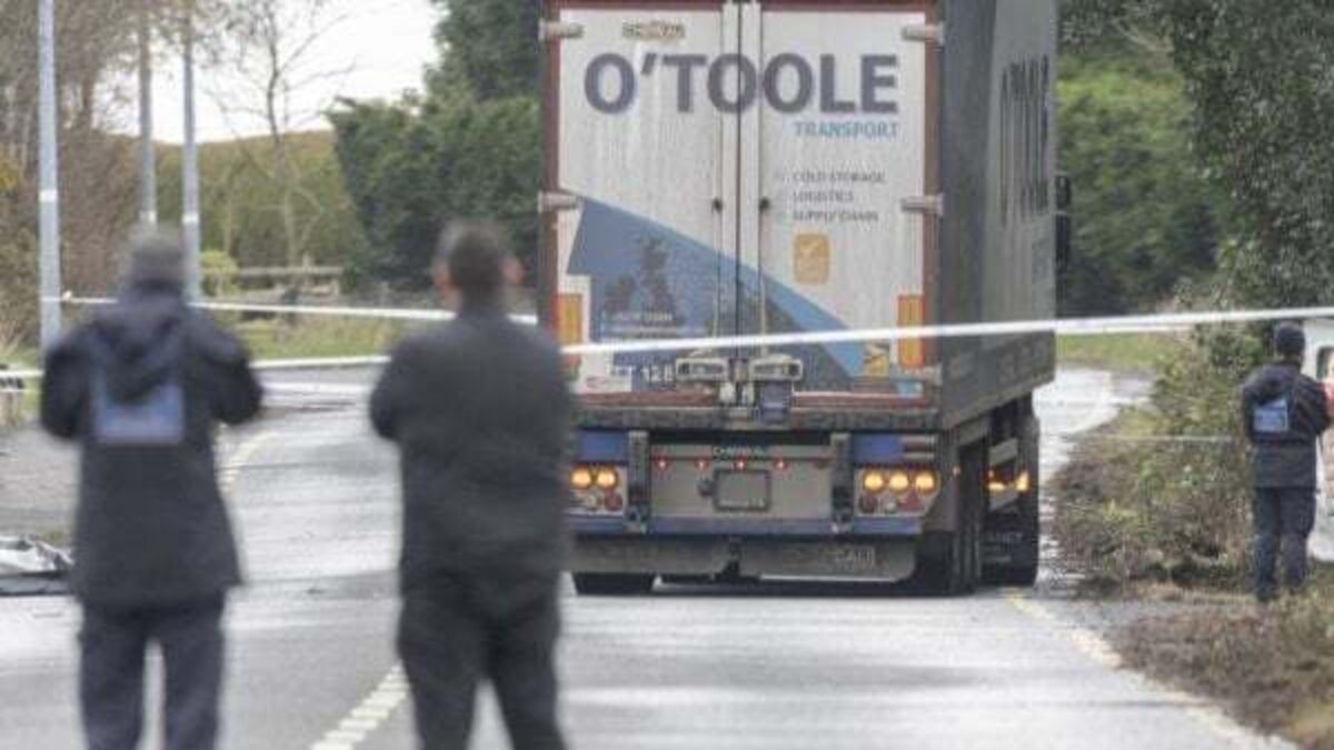 Pedestrian killed in crash involving lorry in Donegal