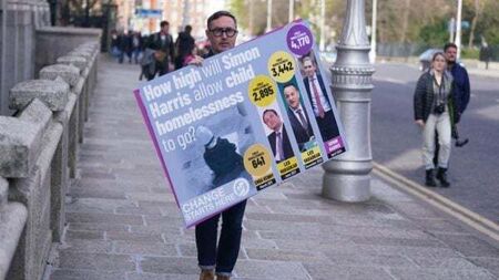 Government criticised by opposition for missing social and affordable housing targets