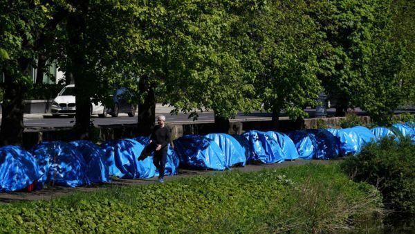 Government must be stronger in dealing with asylum seeker camps – TD
