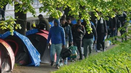 Harris hails ‘Team Ireland’ operation as 163 migrants are removed from camp