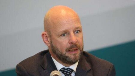 Philip Nolan to remain in SFI post until case returns before High Court next month