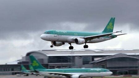 Holidaymakers 'really worried' as Aer Lingus pilots to launch 'indefinite' industrial action