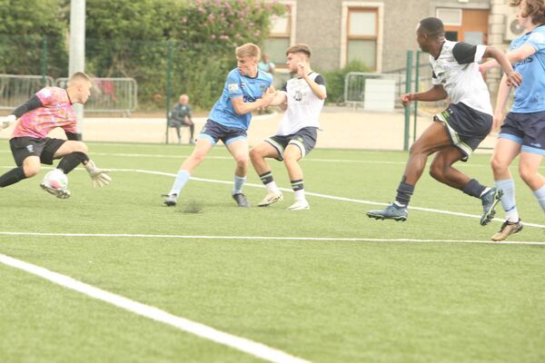Vuyo Mosea scores