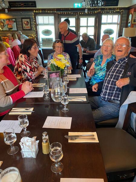 Larries on the Move group members having fun at a local restaurant Larries on the Move group members having fun at a local restaurant