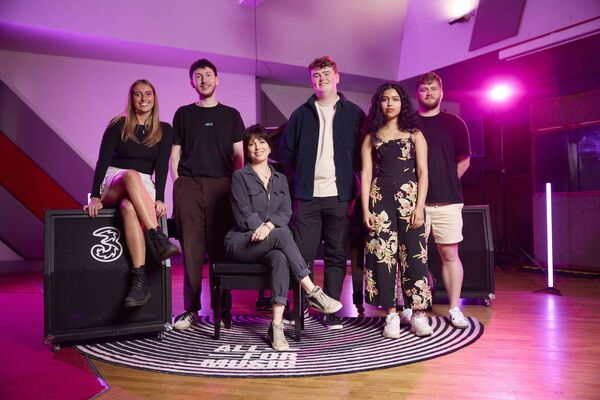 L-R: Ava McKenchie, Jamie McIntyre, Imelda May, Tadhg Nolan, Brinda Irani, Dave Lofts. Three City Stages artists who will perform together on the Three Music Stage at Electric Picnic. The buskers, from all across Ireland, will work with Irish star Imelda May to prepare for the big festival show, taking from the city streets to the big stage at Ireland's biggest festival, Electric Picnic. Credit: Evan Doherty