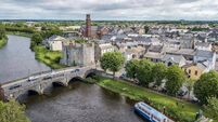 Athy gardaí rescue person from river 