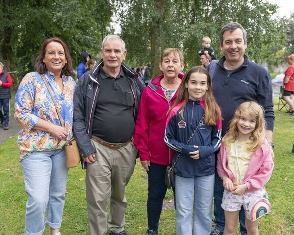 Tracy, Joe, Teresa, Paul, Aoife and Megan Foley Tracy, Joe, Teresa, Paul, Aoife and Megan Foley
