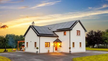 ‘Stunning’ 4-bed home in Athy on the market for €495,000