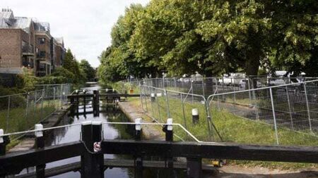 Almost 100 complaints made about barriers along Dublin's Grand Canal