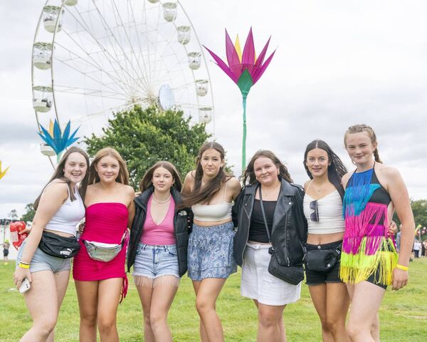 Amy, Mia, Kate, Eva, Ellie, Cate and Andie