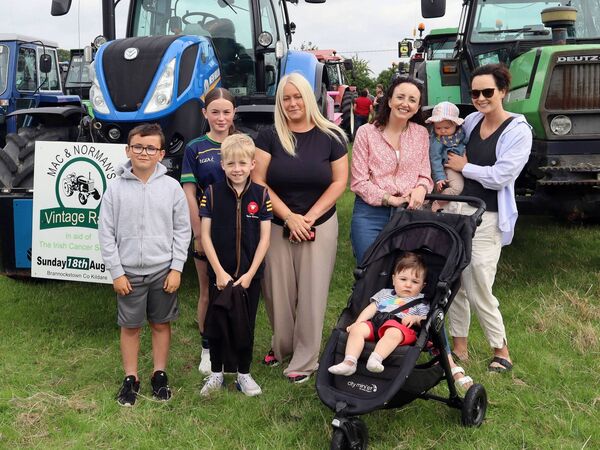 Diane Walsh, Alice Kelly, and Hilary Piggott and families