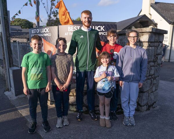 Tommy Madden, Nick Murphy, Leah Madde, Sophie Madden and Grace Murphy with Aaron Photo: Aisling Hyland