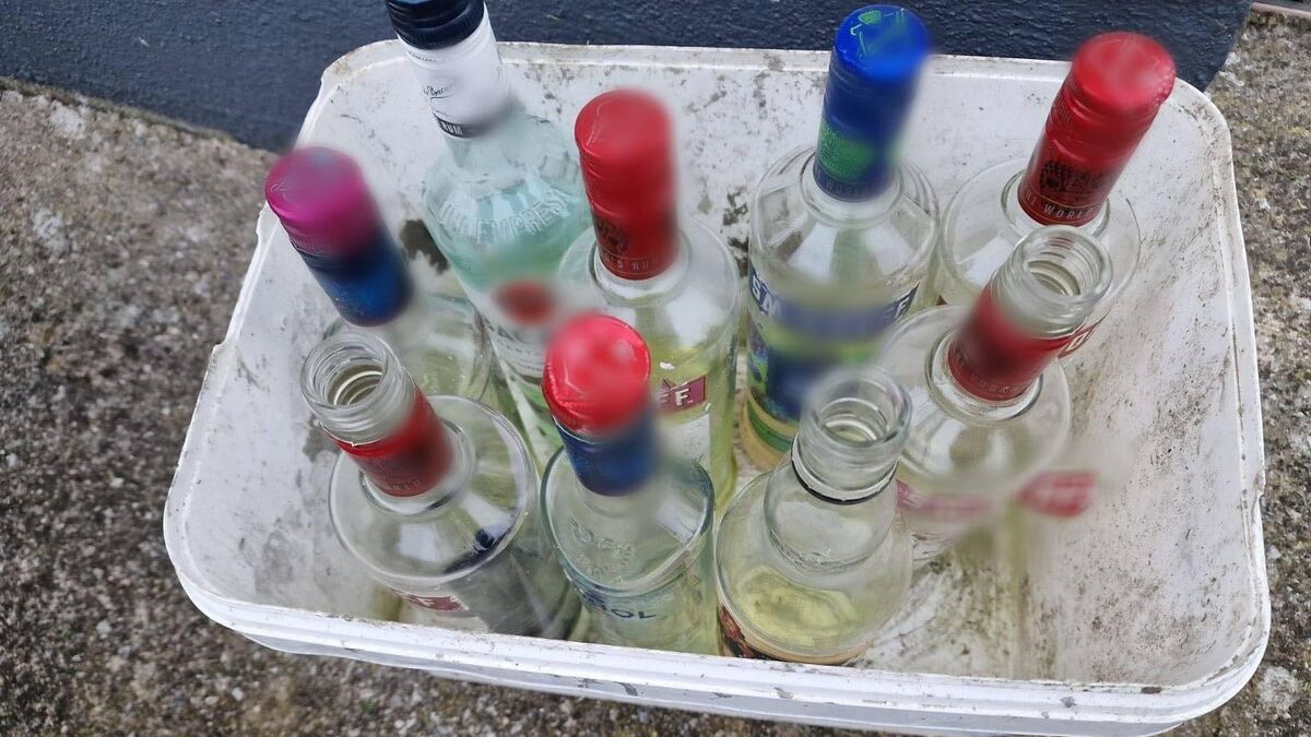 Kildare gardaí seize petrol bombs and arrest five people
