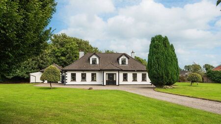 Superb detached 4-bed on c. 0.86 acre in Kildare