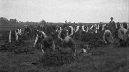 Flashback to Kildare turf cutting champions 90 years ago