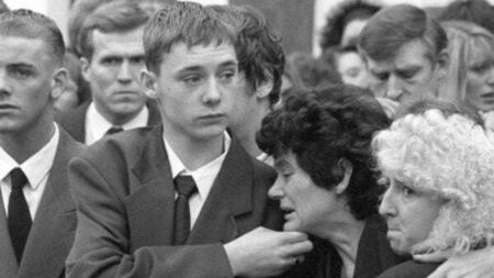 Tributes paid to veteran campaigner bereaved by Shankill bomb