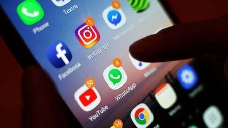 Social media users can appeal over content disputes to new settlement body