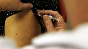 HIQA urges switch to 'enhanced' flu vaccine for those aged 65 and older