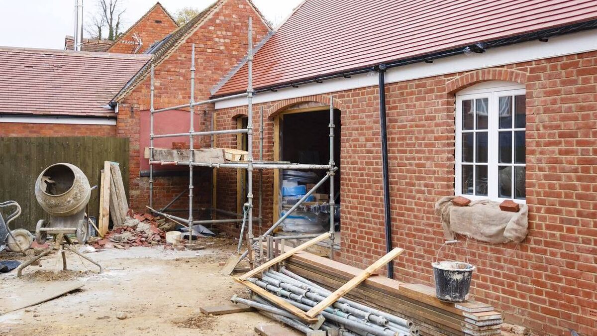 Fraction of unauthorised developments reported in Kildare lead to legal proceedings 