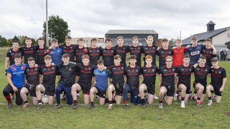 Ardscoil win puts them in pole position for knockout stages