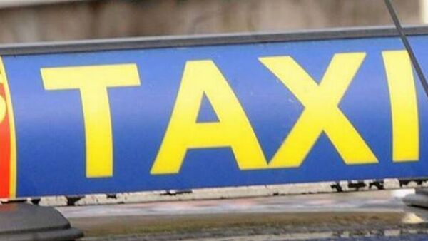 Taxi driver dislocated a man's shoulder after he clamped his car
