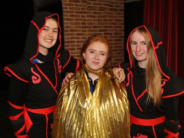 Ninja Tariq played by Lucy Curtis, Princess Jasmine played by Bethany Swaine and Ninja Taran played by Eloise Reddy.