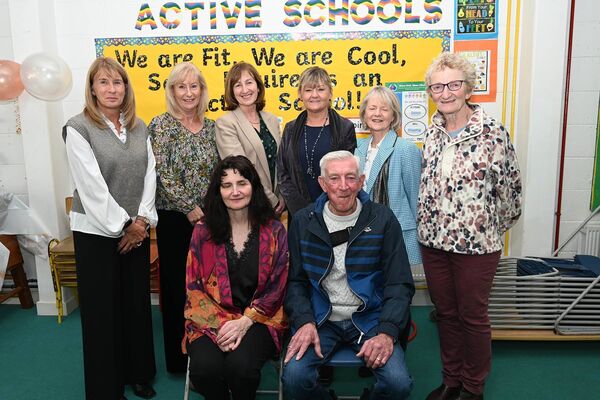 Noreen Lawless, Margaret Fennell, Caitlinn O Connor, Maria O Dwyer, Eimear Prendorville, Eileen Hill, Mary Linehan and John Lawlor 