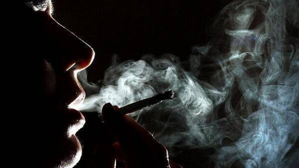 Simon Harris urges caution over Fianna Fáil pledge to liberalise drugs laws