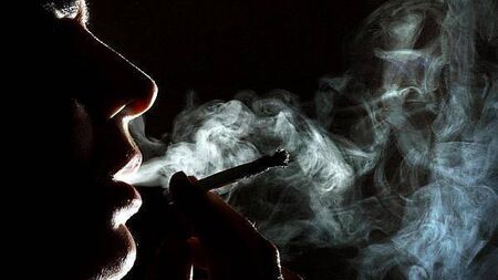 Simon Harris urges caution over Fianna Fáil pledge to liberalise drugs laws