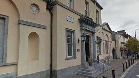 Child (4) knocked down and injured by van in Portlaoise 