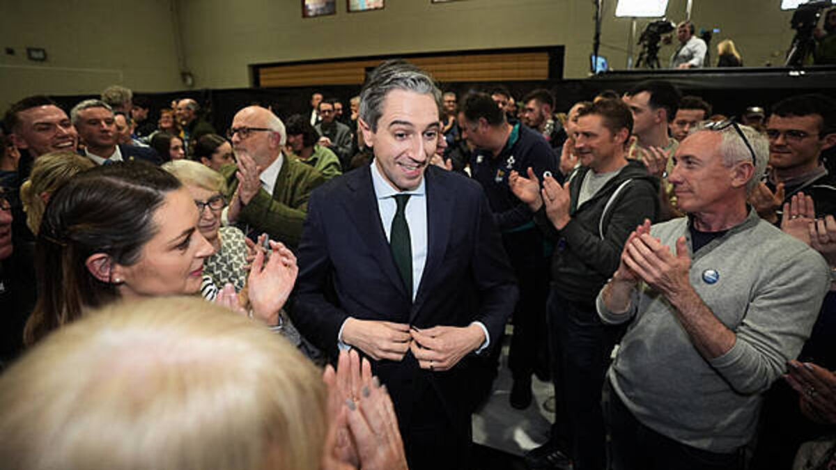 Harris: Fine Gael ‘will gain seats’ amid further fragmentation of Irish politics