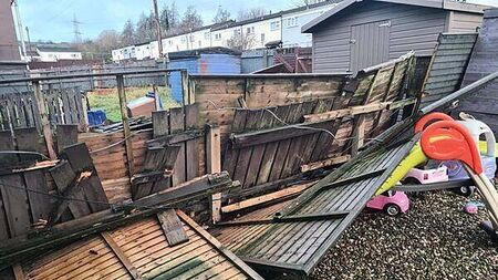 Storm Darragh: Travel disruption and thousands without power after 140km/h gusts