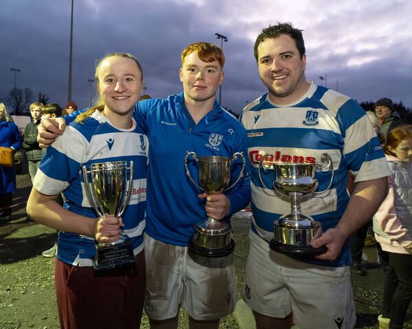 Three trophies for Athy- Ladies Captain Niamh Goggin, Under 18 Captain Chris Larn and Senior Men Captain Tadgh Foley Photo: Aisling Hyland 