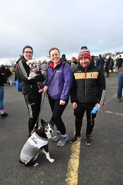 Aisling and Lisa Woods and James Browne and their ogs Holly and Ruby 