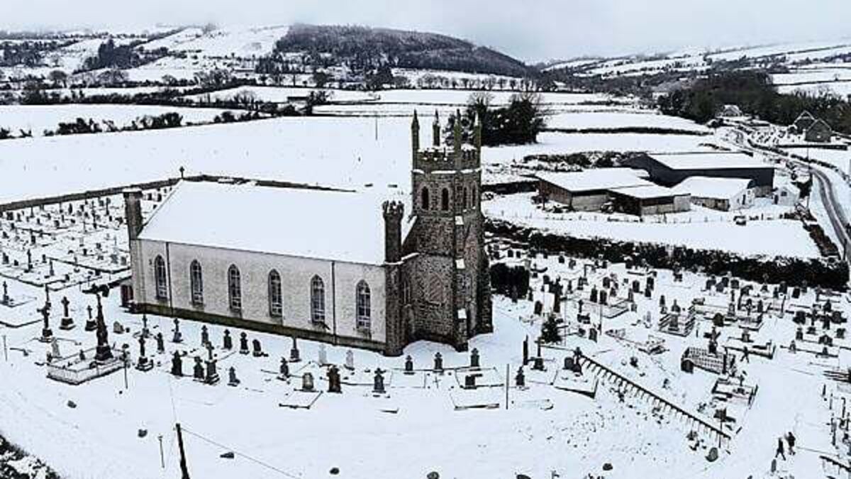 Snow and sleet leave difficult travel conditions but schools expected to reopen