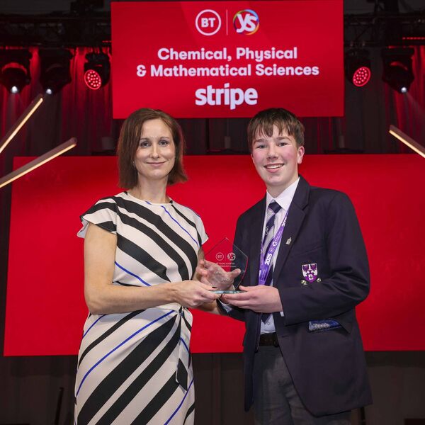 Therese Gunning, Legal Director at BT Ireland presents the 1st place Junior Individual Chemical, Physical and Mathematical Sciences Category Award to Eli-John Kiernan, Clongowes Wood College Kildare for the project 'Bowled Over: A statistical analysis of bowling in cricket analysing both the male and female aspects of the game using live data'. 