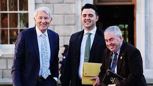 Regional Independent Group has 'air of political party'
