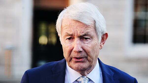 Soc Dems urge Government to 'cut all ties' with Michael Lowry amid speaking time row